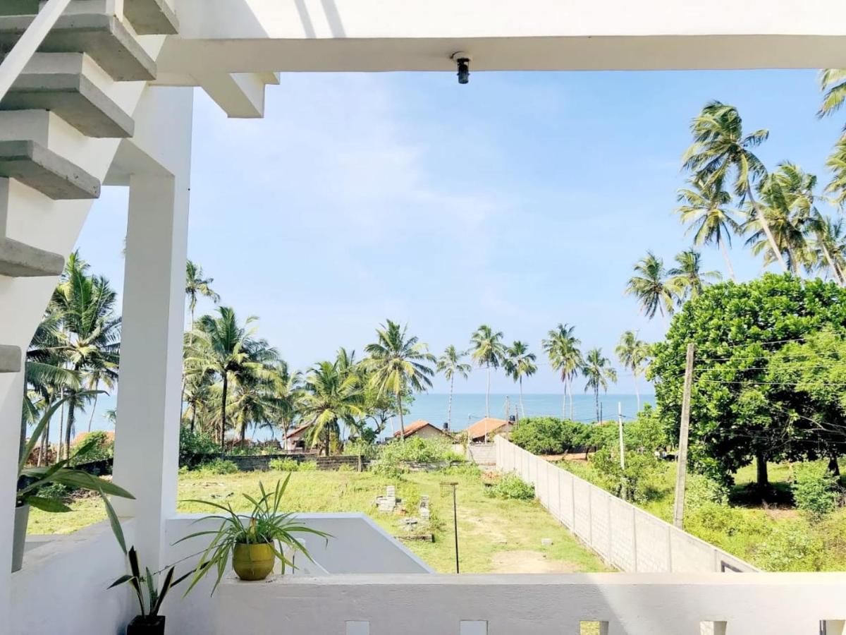 Ayona Beach Villa Katuneriya Exteriér fotografie