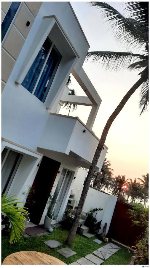 Ayona Beach Villa Katuneriya Exteriér fotografie