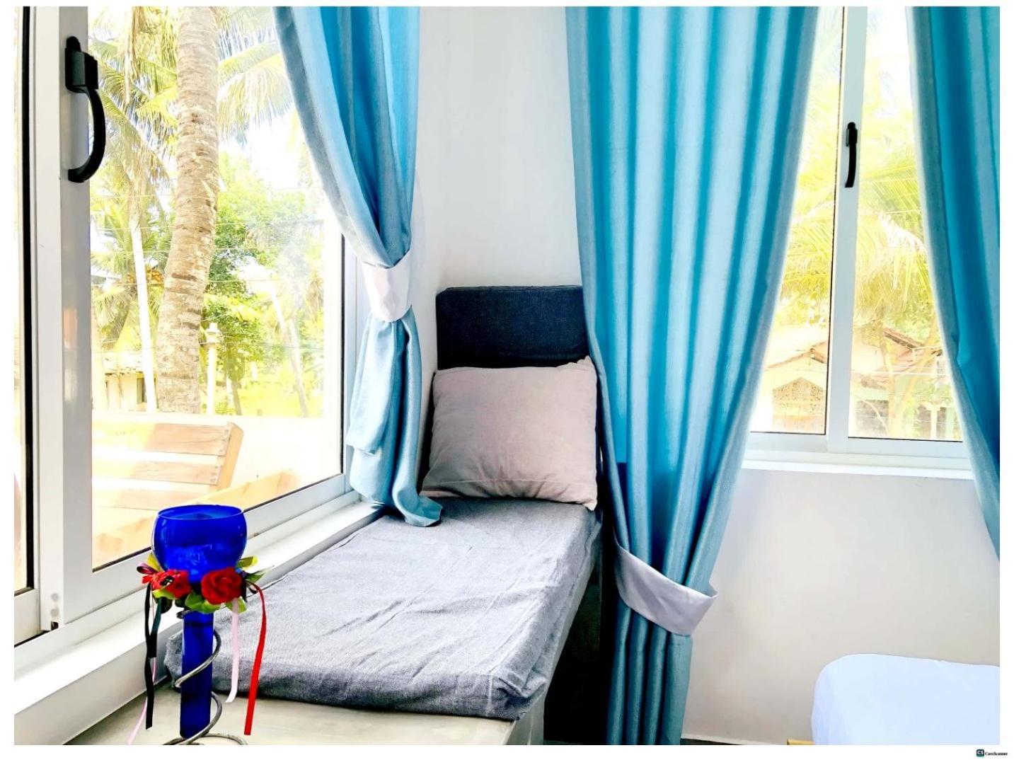 Ayona Beach Villa Katuneriya Pokoj fotografie